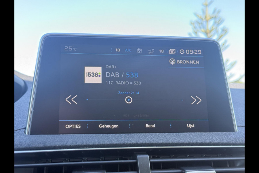 Peugeot 3008 1.2 PureTech Blue Lease Premium Avantage 1e Eigenaar|Navi|Camera|D-riem vv in 2024|Carplay|N.A.P|Dealer Onderhouden|APK tot 09-2026