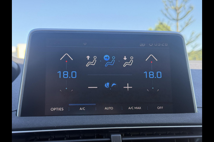 Peugeot 3008 1.2 PureTech Blue Lease Premium Avantage 1e Eigenaar|Navi|Camera|D-riem vv in 2024|Carplay|N.A.P|Dealer Onderhouden|APK tot 09-2026