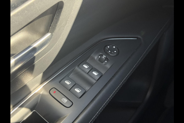 Peugeot 3008 1.2 PureTech Blue Lease Premium Avantage 1e Eigenaar|Navi|Camera|D-riem vv in 2024|Carplay|N.A.P|Dealer Onderhouden|APK tot 09-2026