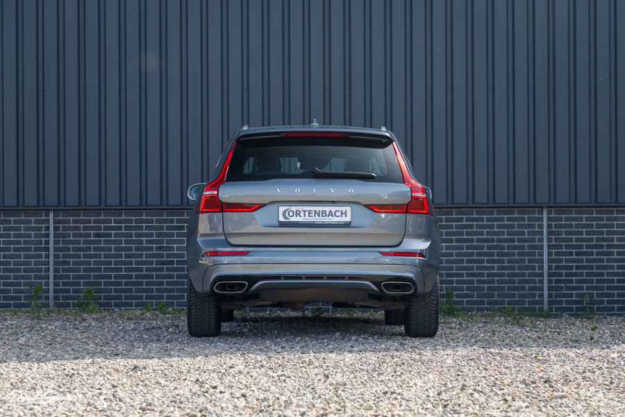 Volvo XC60 2.0 T5 R-Design | Adaptieve cruise | Zwenkbare trekhaak | Panoramadak | Bliss |