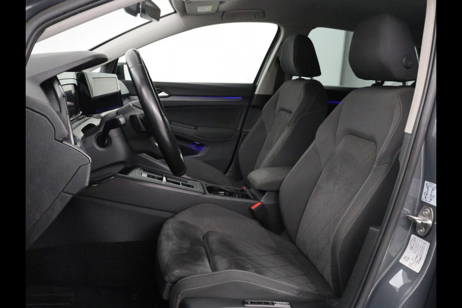Volkswagen Golf 1.4 eHybrid Style | SOH 88% | Massage | Adaptive cruise | Carplay | Memory | Navigatie | Sfeerverlichting | Parkeerhulp | Climate control | Bluetooth | PHEV | Plug In