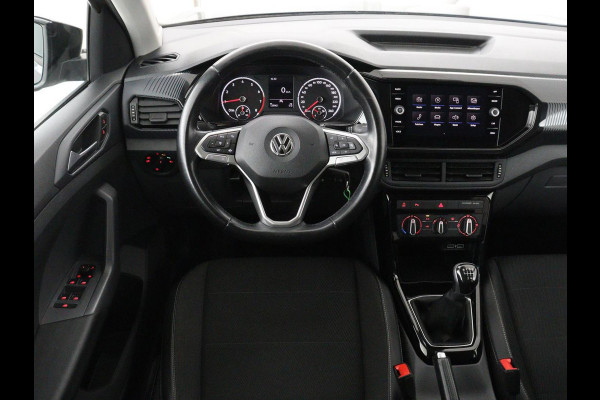 Volkswagen T-Cross 1.0 TSI R Line | Camera | Carplay | Adaptive cruise | Parkeerhulp | Sportstoelen | Getint glas | Side Assist | Airco | Bluetooth | Origineel NL