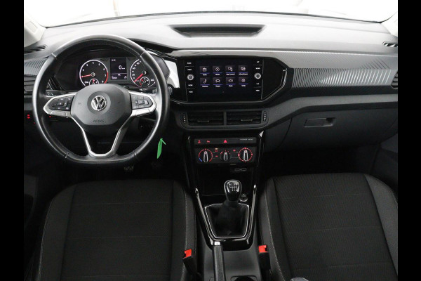 Volkswagen T-Cross 1.0 TSI R Line | Camera | Carplay | Adaptive cruise | Parkeerhulp | Sportstoelen | Getint glas | Side Assist | Airco | Bluetooth | Origineel NL
