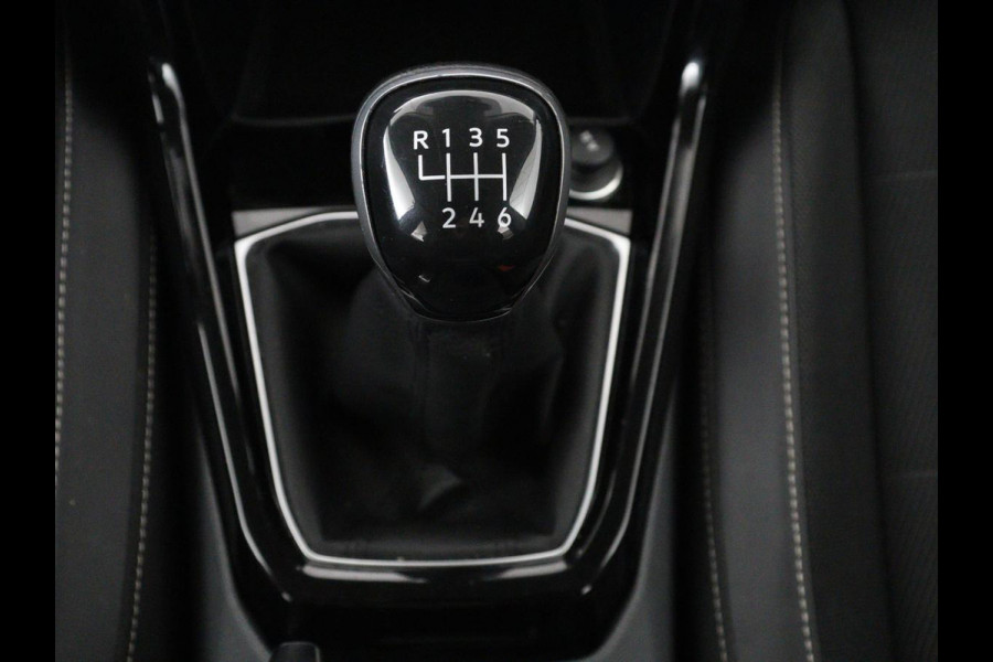 Volkswagen T-Cross 1.0 TSI R Line | Camera | Carplay | Adaptive cruise | Parkeerhulp | Sportstoelen | Getint glas | Side Assist | Airco | Bluetooth | Origineel NL