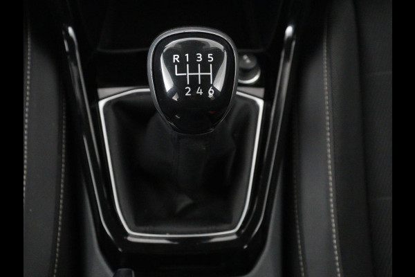 Volkswagen T-Cross 1.0 TSI R Line | Camera | Carplay | Adaptive cruise | Parkeerhulp | Sportstoelen | Getint glas | Side Assist | Airco | Bluetooth | Origineel NL