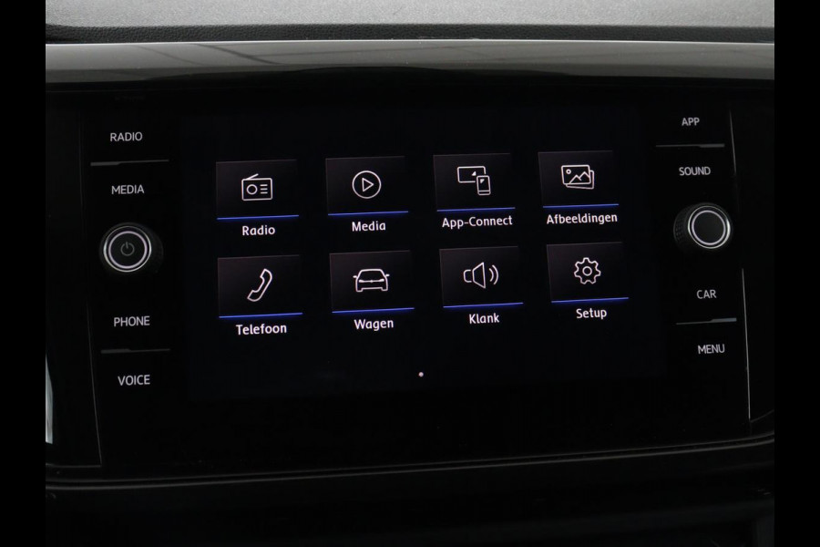 Volkswagen T-Cross 1.0 TSI R Line | Camera | Carplay | Adaptive cruise | Parkeerhulp | Sportstoelen | Getint glas | Side Assist | Airco | Bluetooth | Origineel NL