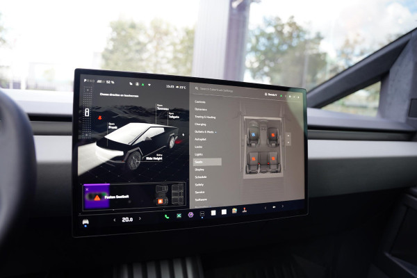 Tesla Cybertruck AWD 100 kWh DIRECT AVAILABLE