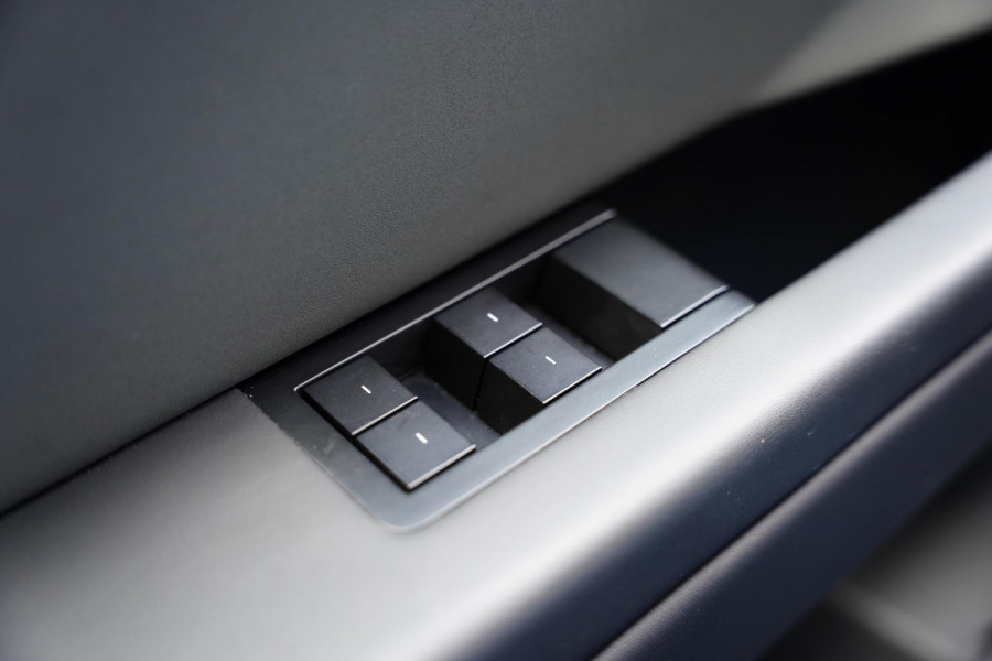 Tesla Cybertruck AWD 100 kWh DIRECT AVAILABLE