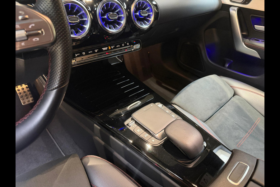 Mercedes-Benz CLA-Klasse 250 e AMG Line|Pano|Keyless|Camera|Burmester