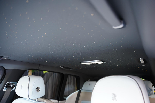 Rolls-Royce Cullinan 6.75 V12 / Bespoke Audio / Starlight / Twin-Coachline