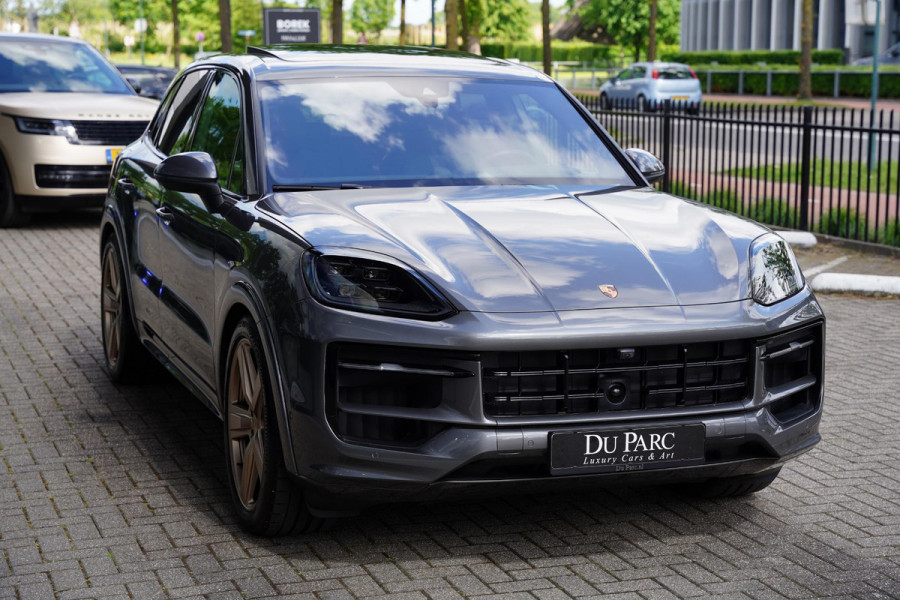 Porsche Cayenne 3.0 E-Hybrid Black Edition / Sportdesign Pakket / Sportuilaat
