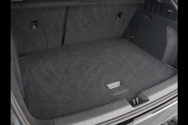 Audi A3 30 TFSI Advanced Edition | Sportstoelen | Carplay | Audi Sound | Parkeerhulp | Full LED | Navigatie | Virtual Cockpit | Climate control | Bluetooth | Cruise control