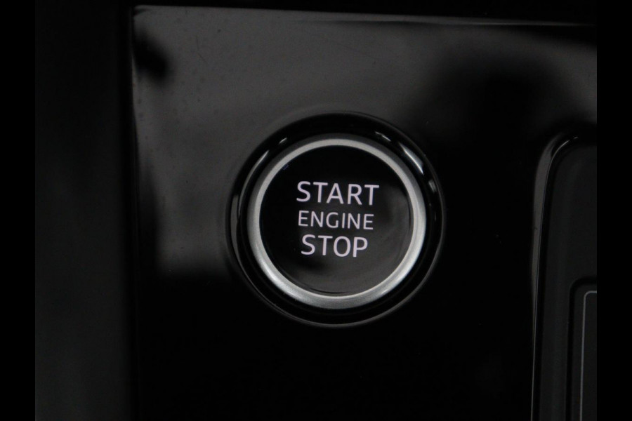 Audi A3 30 TFSI Advanced Edition | Sportstoelen | Carplay | Audi Sound | Parkeerhulp | Full LED | Navigatie | Virtual Cockpit | Climate control | Bluetooth | Cruise control