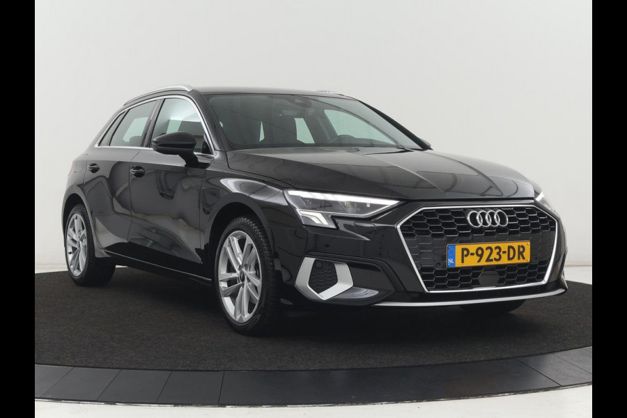 Audi A3 30 TFSI Advanced Edition | Sportstoelen | Carplay | Audi Sound | Parkeerhulp | Full LED | Navigatie | Virtual Cockpit | Climate control | Bluetooth | Cruise control