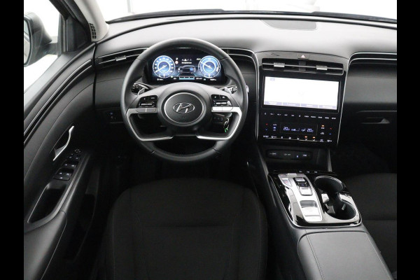 Hyundai Tucson 1.6 T-GDI PHEV Comfort 4WD | SOH 97,9% | Adaptive cruise | Camera | Carplay | Navigatie | Climate control | Parkeerhulp | 19'' | Digital Cockpit | DAB | Bluetooth | Plug In