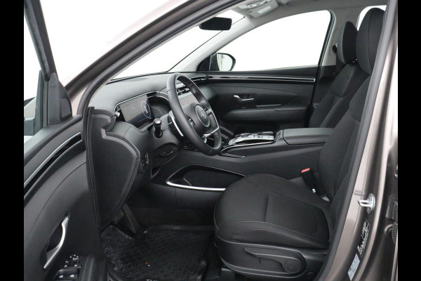 Hyundai Tucson 1.6 T-GDI PHEV Comfort 4WD | SOH 97,9% | Adaptive cruise | Camera | Carplay | Navigatie | Climate control | Parkeerhulp | 19'' | Digital Cockpit | DAB | Bluetooth | Plug In