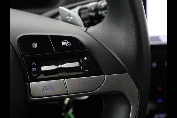 Hyundai Tucson 1.6 T-GDI PHEV Comfort 4WD | SOH 97,9% | Adaptive cruise | Camera | Carplay | Navigatie | Climate control | Parkeerhulp | 19'' | Digital Cockpit | DAB | Bluetooth | Plug In