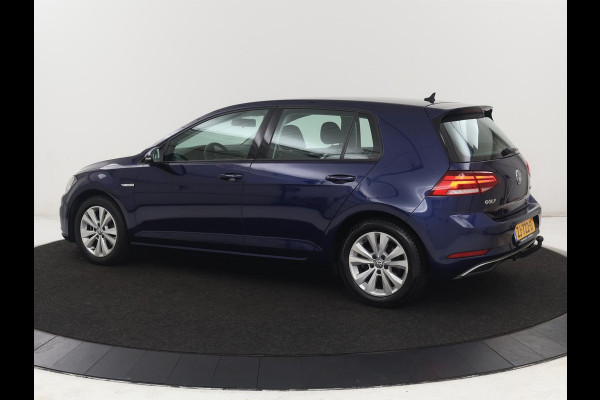 Volkswagen Golf 1.5 TSI Comfortline | Stoelverwarming | Trekhaak | Camera | Massage | Carplay | Adaptive cruise | Navigatie | Parkeerhulp | Climate control