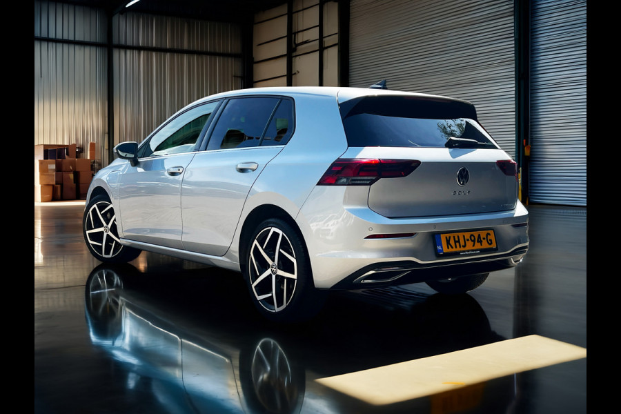 Volkswagen Golf 1.4 eHybrid Style plugin_204PK_Carplay_stoel massage_ACC