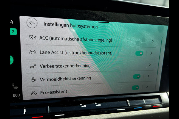 Volkswagen Golf 1.4 eHybrid Style plugin_204PK_Carplay_stoel massage_ACC