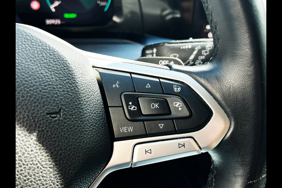 Volkswagen Golf 1.4 eHybrid Style plugin_204PK_Carplay_stoel massage_ACC