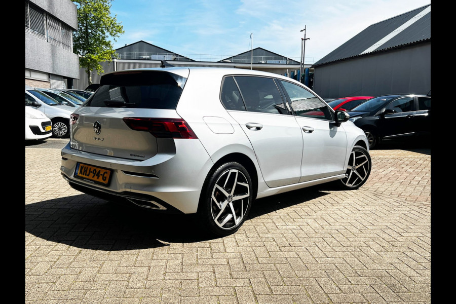 Volkswagen Golf 1.4 eHybrid Style plugin_204PK_Carplay_stoel massage_ACC