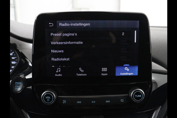 Ford Fiesta 1.0 EcoBoost Hybrid Titanium X | Carplay | Camera | Climate control | Keyless | Full LED | Cruise control | Bluetooth | Park Assist | Getint glas | Origineel NL