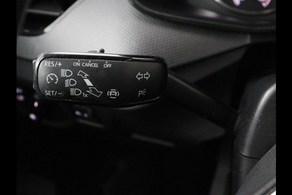 Škoda SCALA 1.0 TSI Ambition | Automaat | Trekhaak | Carplay | Airco | Cruise control | Bluetooth | Full LED
