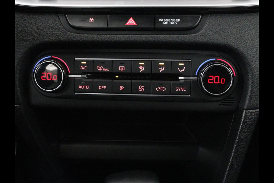 Kia ProCeed 1.5 T-GDi MHEV GT-Line Edition | Panoramadak | Carplay | Camera | Navigatie | Parkeerhulp | DAB | Climate control | Bluetooth | Cruise control