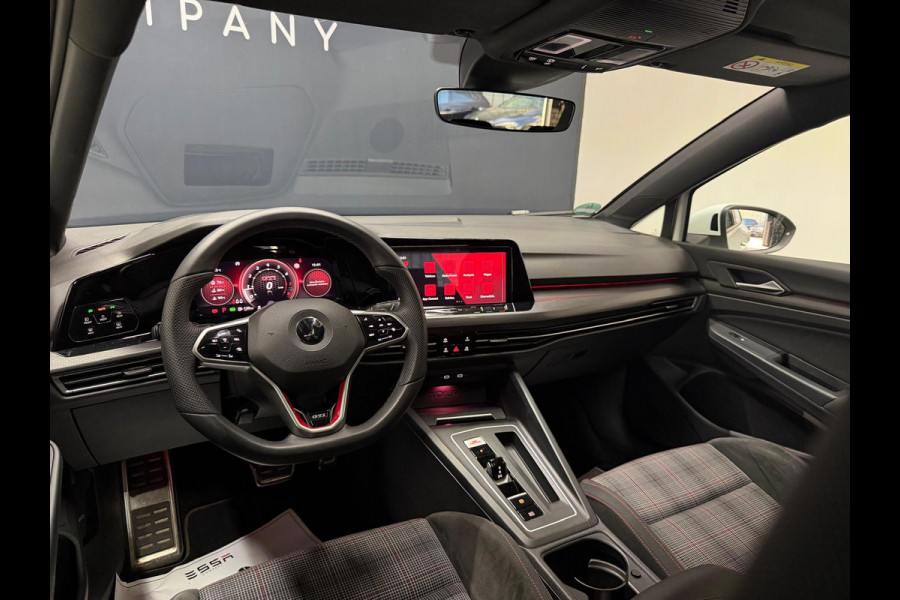 Volkswagen Golf 2.0 TSI GTI Keyless HUD Pano Dodehoek Camera