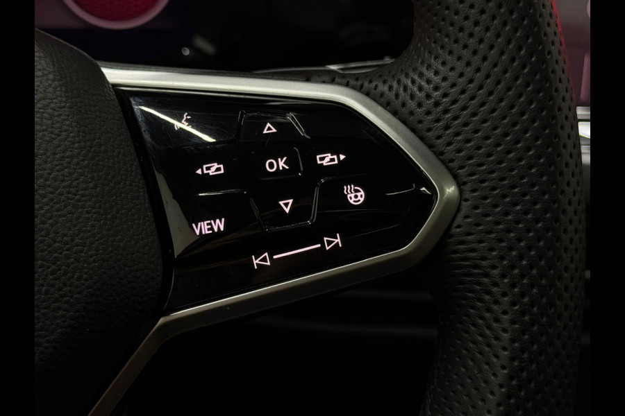 Volkswagen Golf 2.0 TSI GTI Keyless HUD Pano Dodehoek Camera