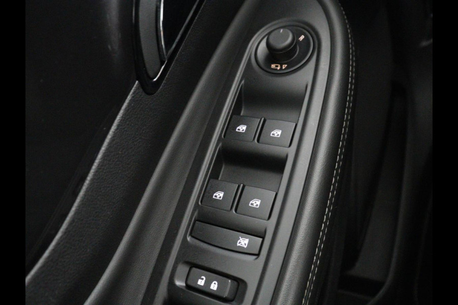 Opel Mokka X 1.4 Turbo Innovation | Automaat | Schuifdak | Leder | Stoelverwarming | Camera | Carplay | Stuurverwarming | Navigatie | Parkeerhulp | Keyless | Full LED | Climate control | Bluetooth | Cruise control