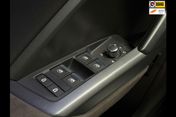 Audi RSQ3 2.5 TFSI Pano RS Zetels 360 Keyless