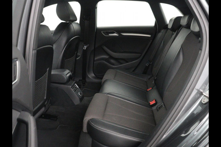 Audi A3 1.5 TFSI Sport S Line Edition | Trekhaak | Half leder | Full LED | Navigatie | Bluetooth | Sportstoelen | Parkeerhulp | Climate control | Cruise control | 18'' | Origineel NL | S Line