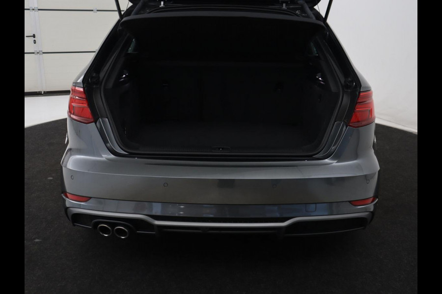 Audi A3 1.5 TFSI Sport S Line Edition | Trekhaak | Half leder | Full LED | Navigatie | Bluetooth | Sportstoelen | Parkeerhulp | Climate control | Cruise control | 18'' | Origineel NL | S Line