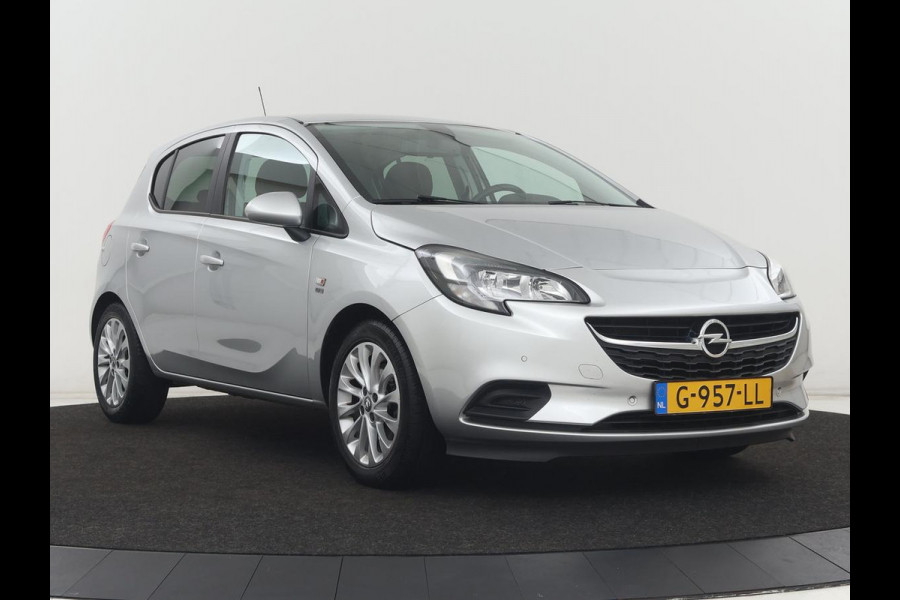 Opel Corsa 1.0 Turbo 120 Jaar Edition | Stoelverwarming | Carplay | Camera | Stuurverwarming | Camera | Parkeerhulp | Climate control | Cruise control
