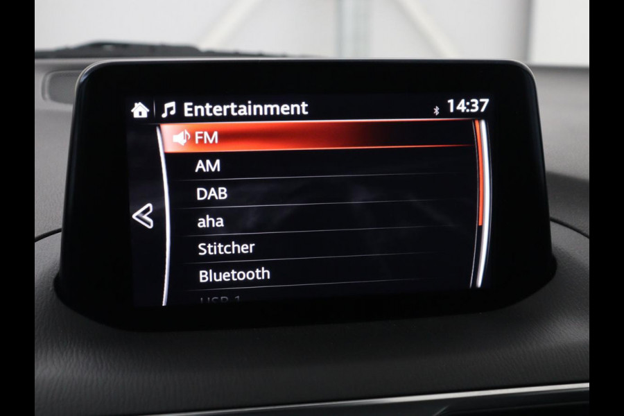 Mazda 3 2.0 SkyActiv-G 120 GT-M | Head-Up | Leder | Stoelverwarming | Adaptive cruise | Camera | Stuurverwarming | Bose Sound | Navigatie | Full LED | Keyless | Parkeerhulp | Climate control