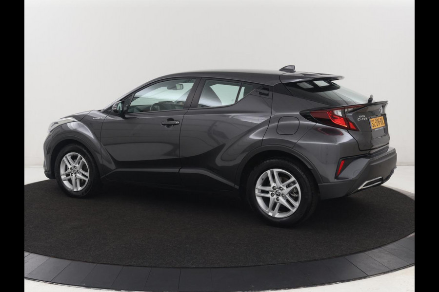 Toyota C-HR 2.0 Hybrid Dynamic | Stoelverwarming | Adaptive cruise | Camera | Carplay | Navigatie | Climate control | Bluetooth