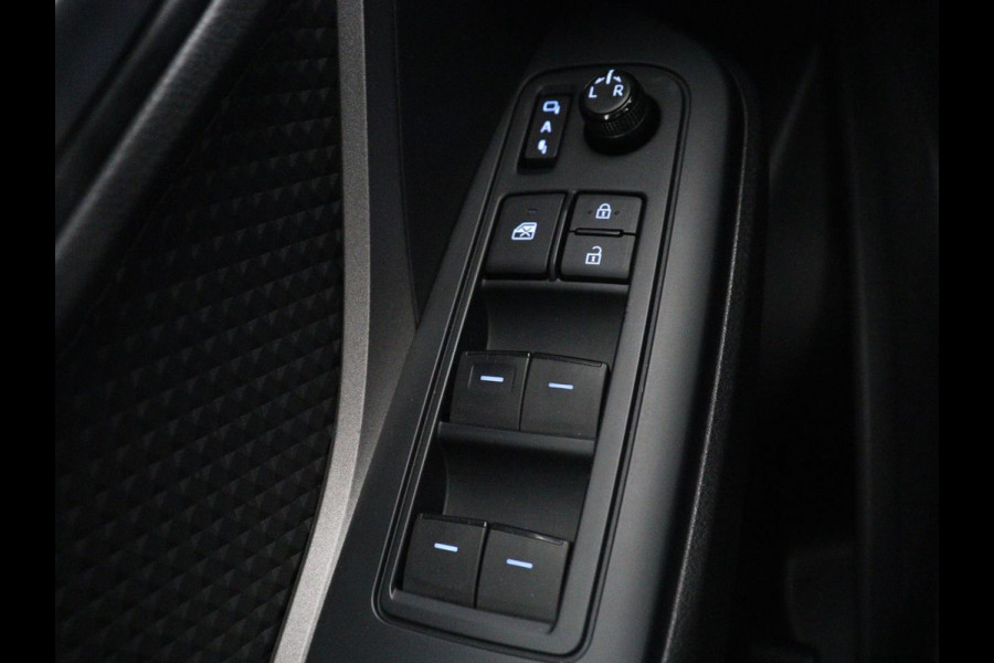 Toyota C-HR 2.0 Hybrid Dynamic | Stoelverwarming | Adaptive cruise | Camera | Carplay | Navigatie | Climate control | Bluetooth
