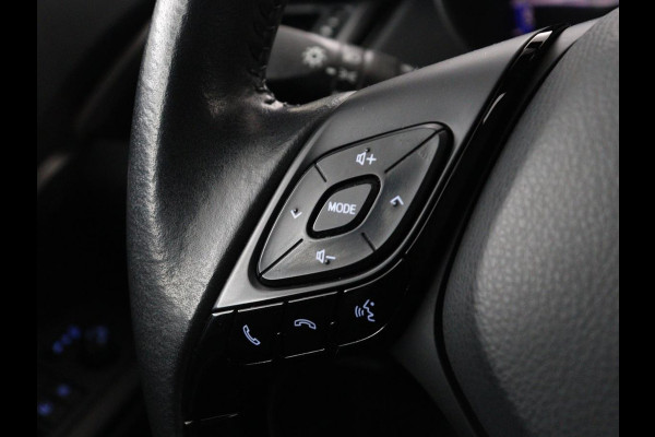 Toyota C-HR 2.0 Hybrid Dynamic | Stoelverwarming | Adaptive cruise | Camera | Carplay | Navigatie | Climate control | Bluetooth