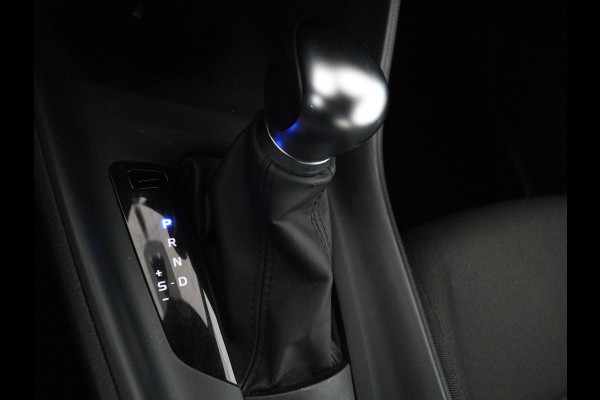 Toyota C-HR 2.0 Hybrid Dynamic | Stoelverwarming | Adaptive cruise | Camera | Carplay | Navigatie | Climate control | Bluetooth