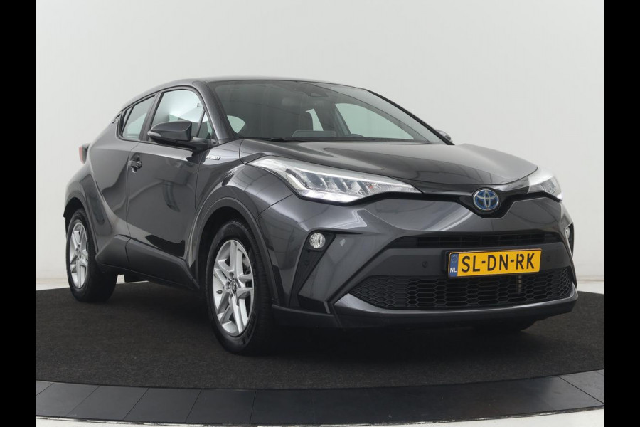 Toyota C-HR 2.0 Hybrid Dynamic | Stoelverwarming | Adaptive cruise | Camera | Carplay | Navigatie | Climate control | Bluetooth