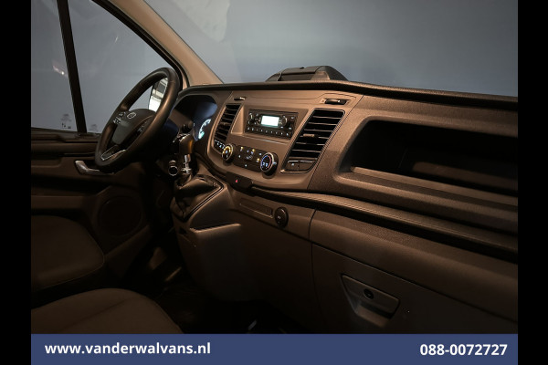 Ford Transit Custom 2.0 TDCI 130pk L2H1 Euro6 Airco | LED | Cruisecontrol | Verwarmde voorruit | Parkeersensoren Bijrijdersbank, 2800kg trekvermogen