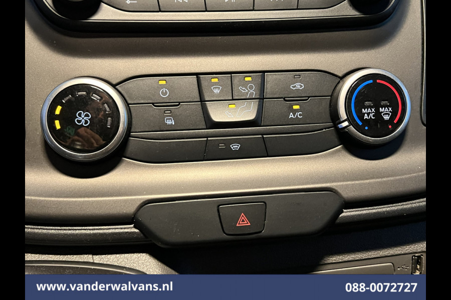 Ford Transit 2.0 TDCI 131pk L4H3 Jumbo Euro6 Airco | Camera | Cruisecontrol | Verwarmde voorruit Parkeersensoren, Bijrijdersbank