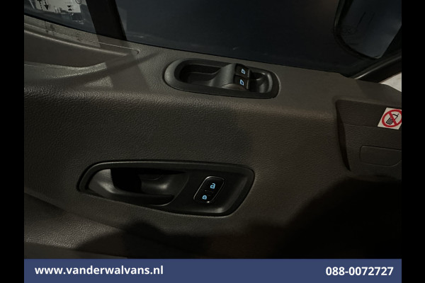 Ford Transit 2.0 TDCI 130pk L4H3 Jumbo Euro6 Airco | Camera | Cruisecontrol | Stoelverwarming | Verwarmde voorruit Parkeersensoren, Bijrijdersbank