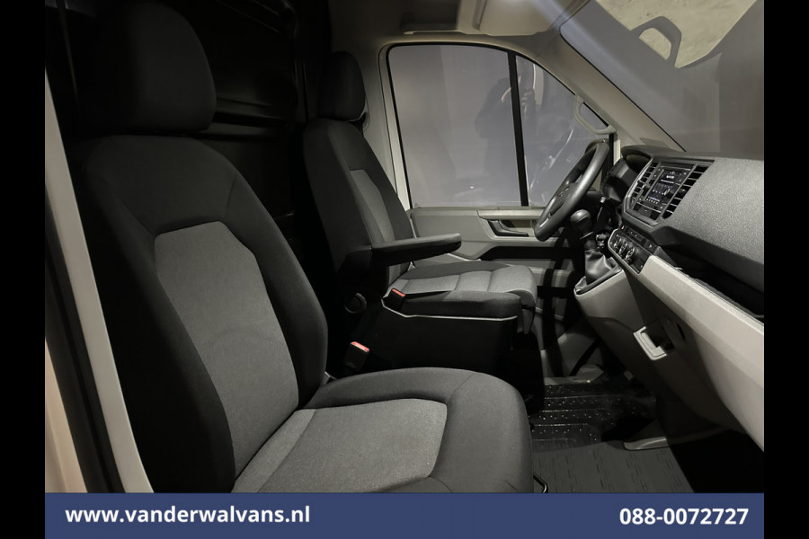 Volkswagen Crafter 2.0 TDI 141pk L3H3 L2H2 Euro6 Airco | Camera | Apple Carplay | Android Auto | Cruisecontrol | Massagestoel Chauffeursstoel, 2800kg trekvermogen