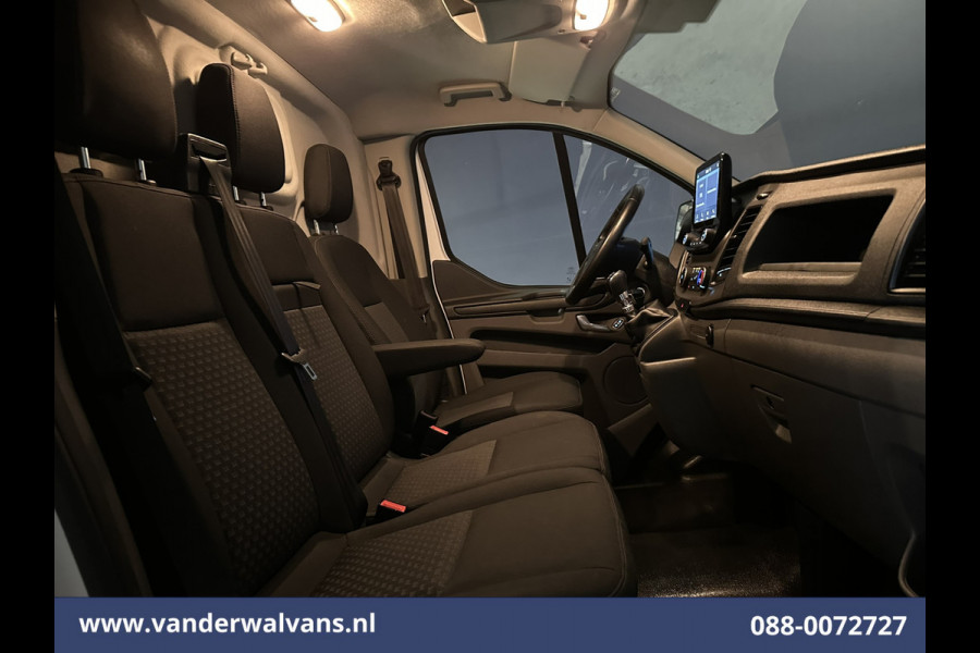 Ford Transit Custom 2.0 TDCI 131pk L2H1 Euro6 Airco | LED | Apple Carplay | Cruisecontrol | 2800kg Trekhaak Parkeersensoren, Stoelverwarming, Verwarmde voorruit, Bijrijdersbank