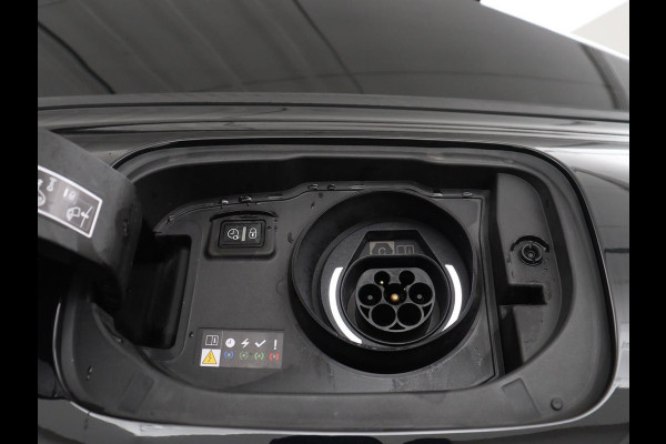 Citroën C5 X 1.6 Plug-in Hybrid 225 Business | SOH 96,6% | Stoelverwarming | Trekhaak | Adaptive cruise | Carplay | Navigatie | Full LED | Keyless | Climate control | PHEV