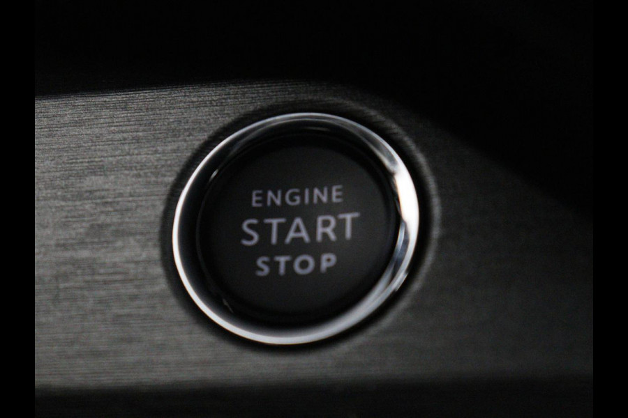 Citroën C5 X 1.6 Plug-in Hybrid 225 Business | SOH 96,6% | Stoelverwarming | Trekhaak | Adaptive cruise | Carplay | Navigatie | Full LED | Keyless | Climate control | PHEV