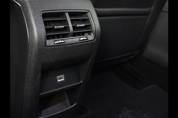 Citroën C5 X 1.6 Plug-in Hybrid 225 Business | SOH 96,6% | Stoelverwarming | Trekhaak | Adaptive cruise | Carplay | Navigatie | Full LED | Keyless | Climate control | PHEV